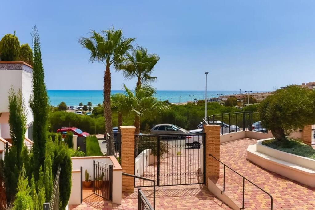 Azul Beach By La Mata Beach ตอร์เรเวียคา ภายนอก รูปภาพ
