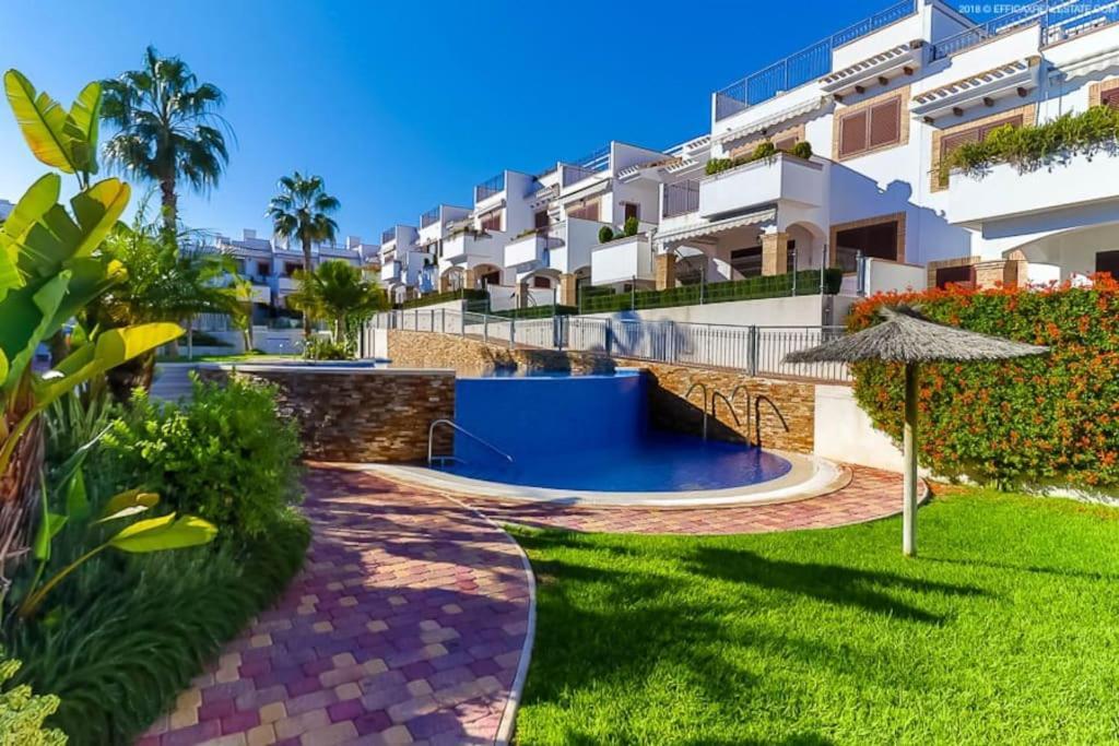 Azul Beach By La Mata Beach ตอร์เรเวียคา ภายนอก รูปภาพ
